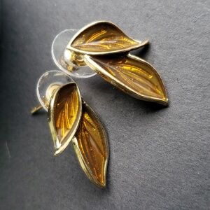 Leaf Shaped Stud Chocolate Colored Earrings.